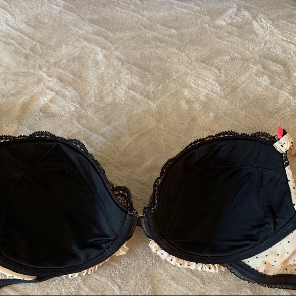 La Senza cute bra in 34D - Picture 3 of 7